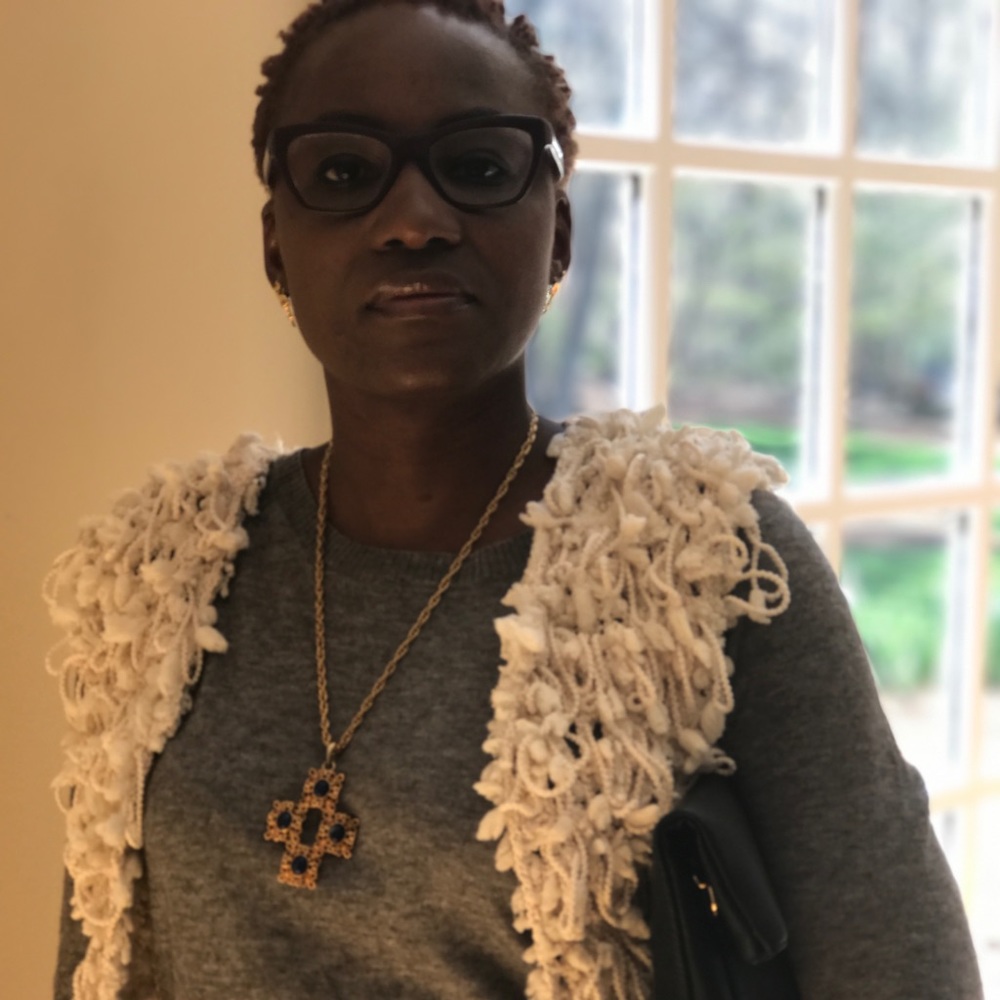 Meet your Posher, Akosua